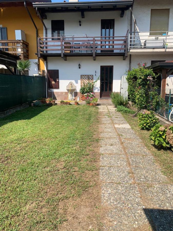 Maison Diletta Castelletto sopra Ticino Eksteriør billede